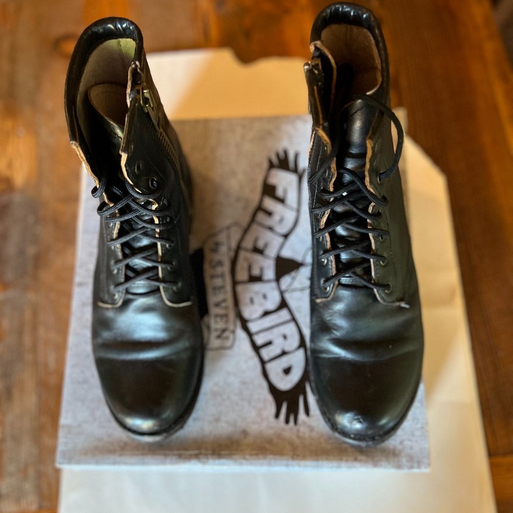 Women's FreeBird by Steven, Manchester Leather Combat Boots Size 10